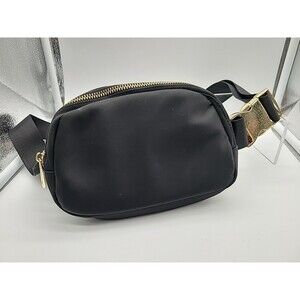 Citrusy Boutique Belt Bag Crossbody Fanny Pack Black w/Gold Hardware & Zipper